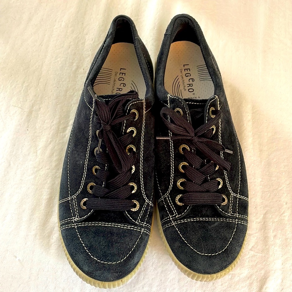 Legero suede shoes, UK 7